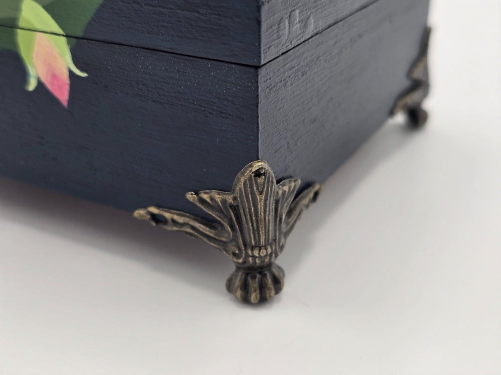 THE BEATRICE - Kaleidoscopic Burst Design in Green (Small)