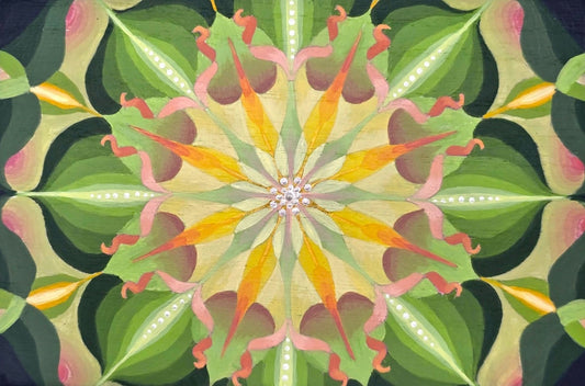 THE BEATRICE - Kaleidoscopic Burst Design in Green (Small)