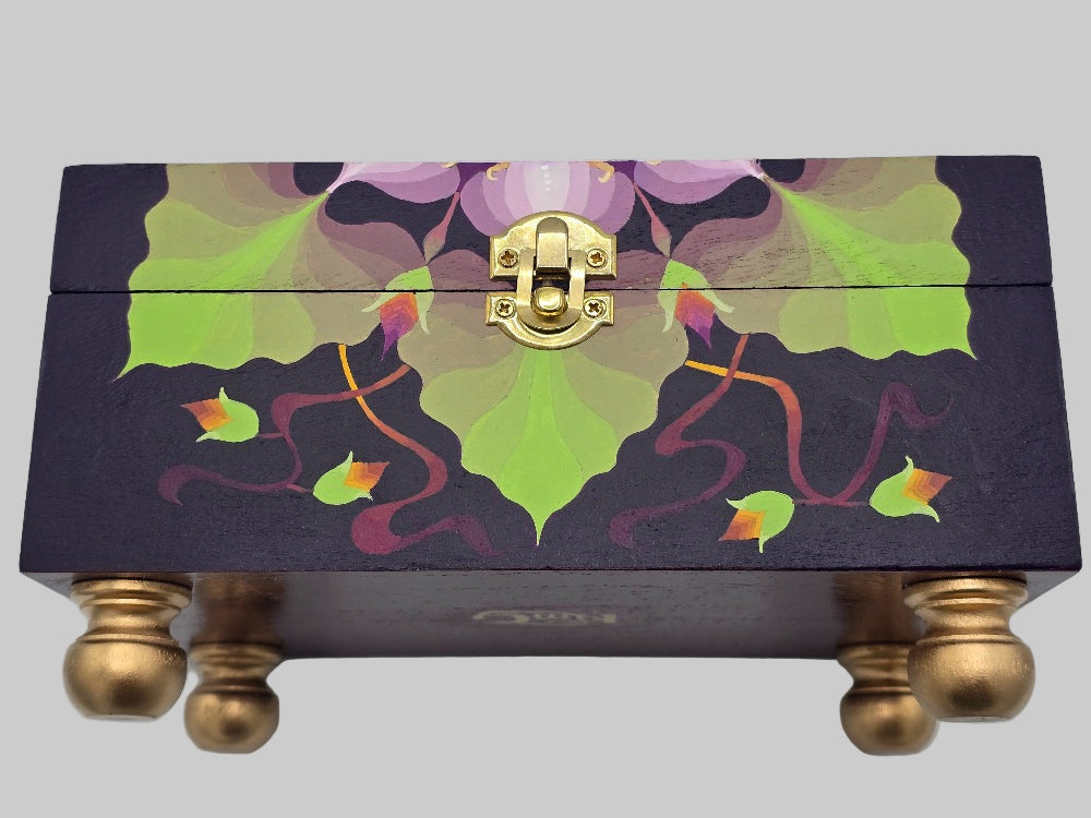 THE TEDDY - Kaleidoscopic Burst Design in Green and Purple (Large)