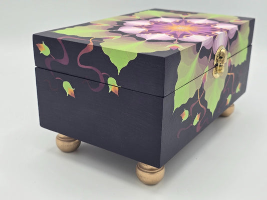 THE TEDDY - Kaleidoscopic Burst Design in Green and Purple (Large)