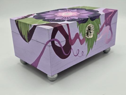 THE UNA MAY - Kaleidoscopic Floral Design in Purple (Large)